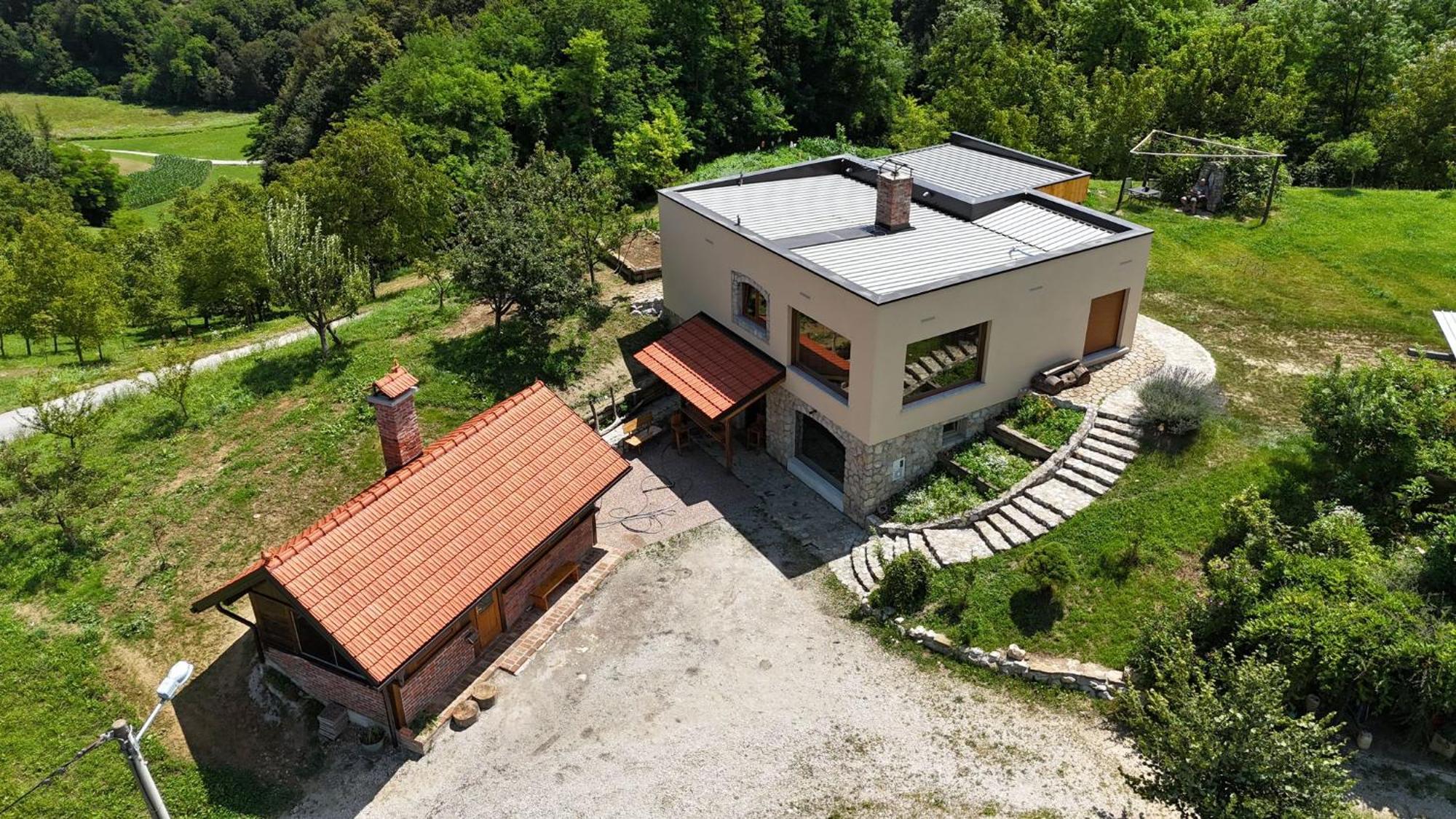 Svetli Raj Pregrada Exterior foto