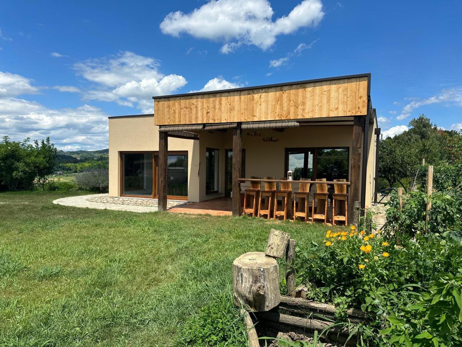 Svetli Raj Pregrada Exterior foto