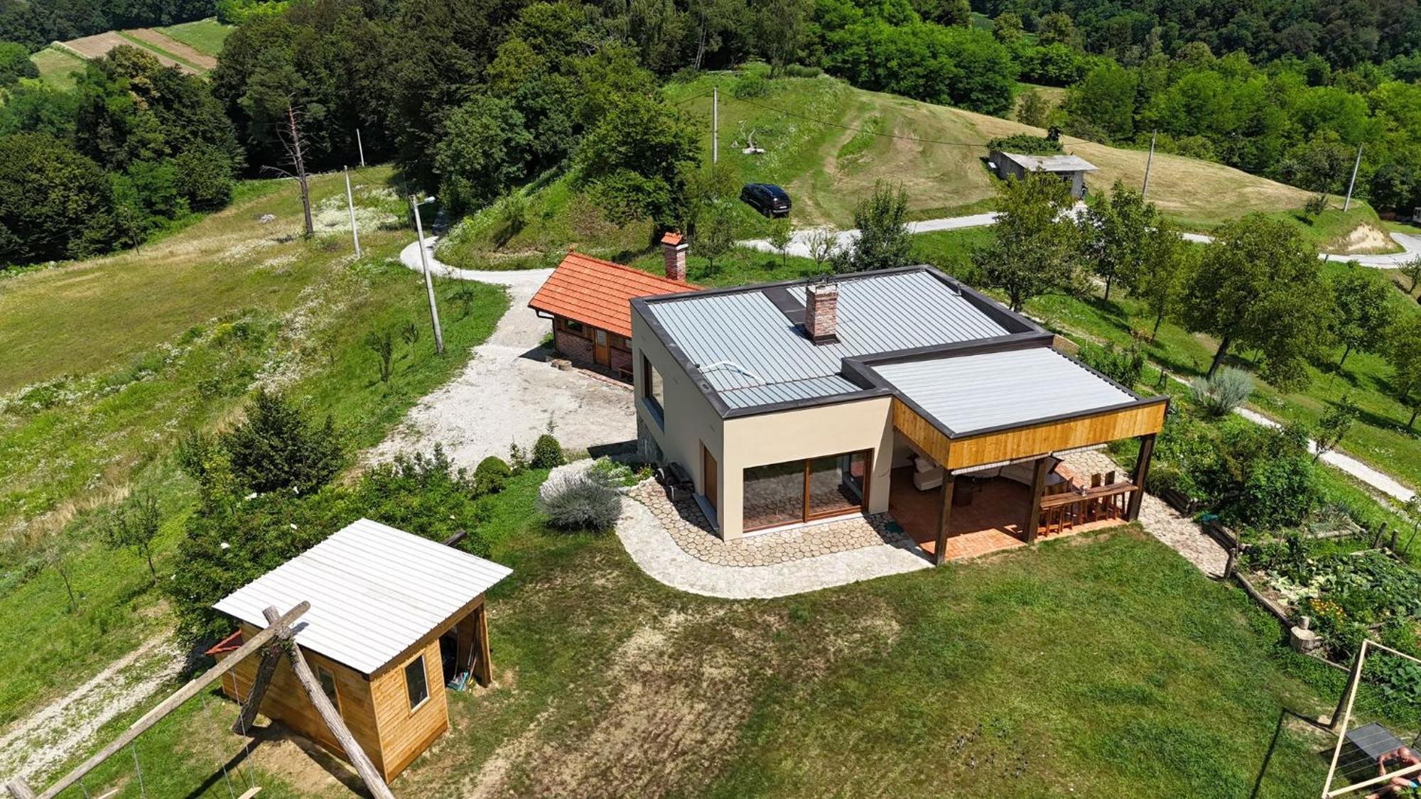 Svetli Raj Pregrada Exterior foto